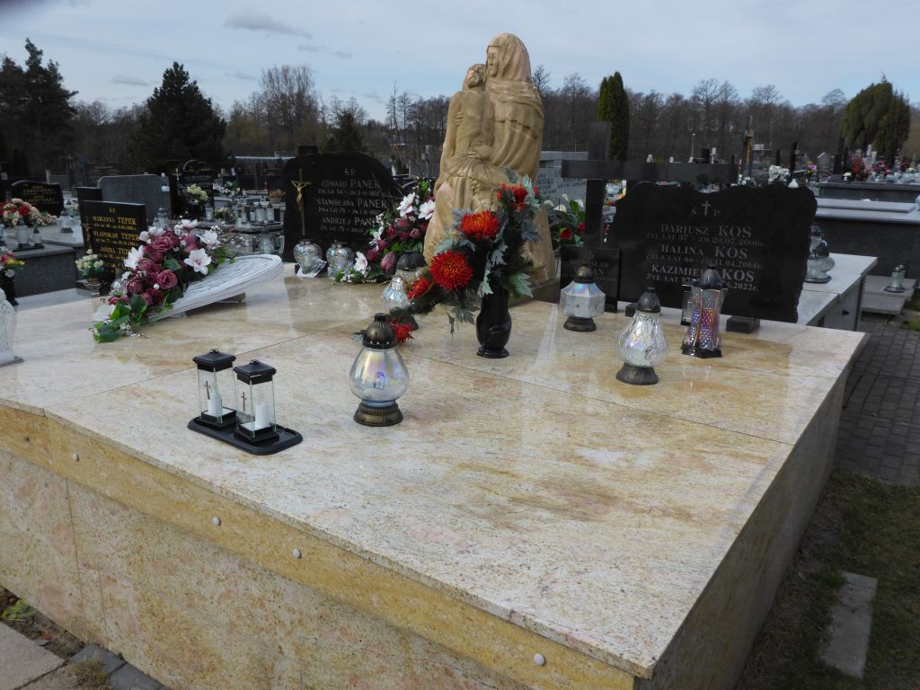 Grób Kazimierz Kos