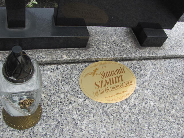 Janusz Szmidt 1959 Końskie - Grobonet - Wyszukiwarka osób pochowanych