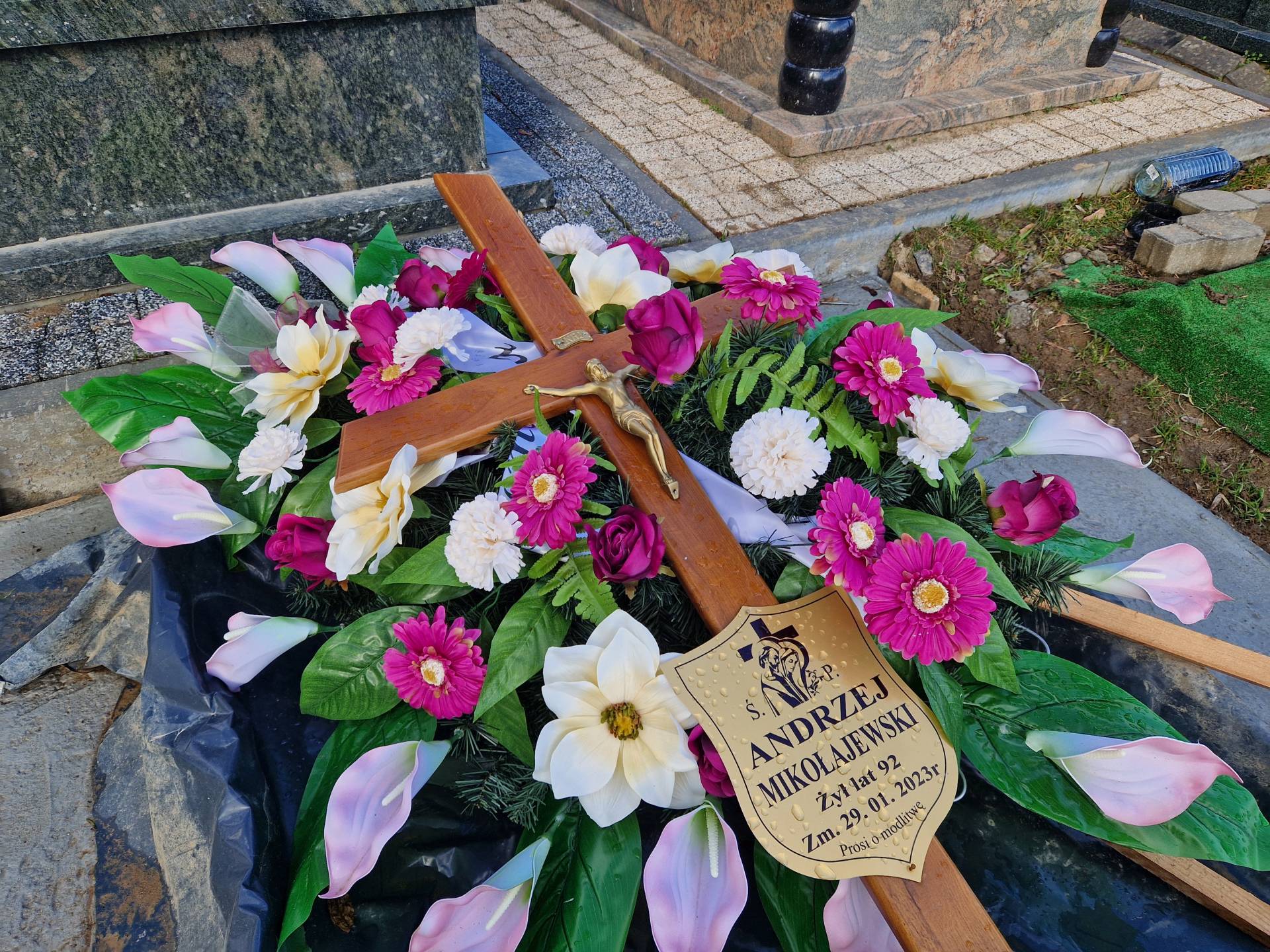 Andrzej Mikołajewski 1931 Końskie - Grobonet - Wyszukiwarka osób pochowanych