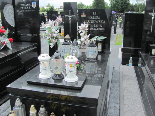 Grób Halina Piotrowska